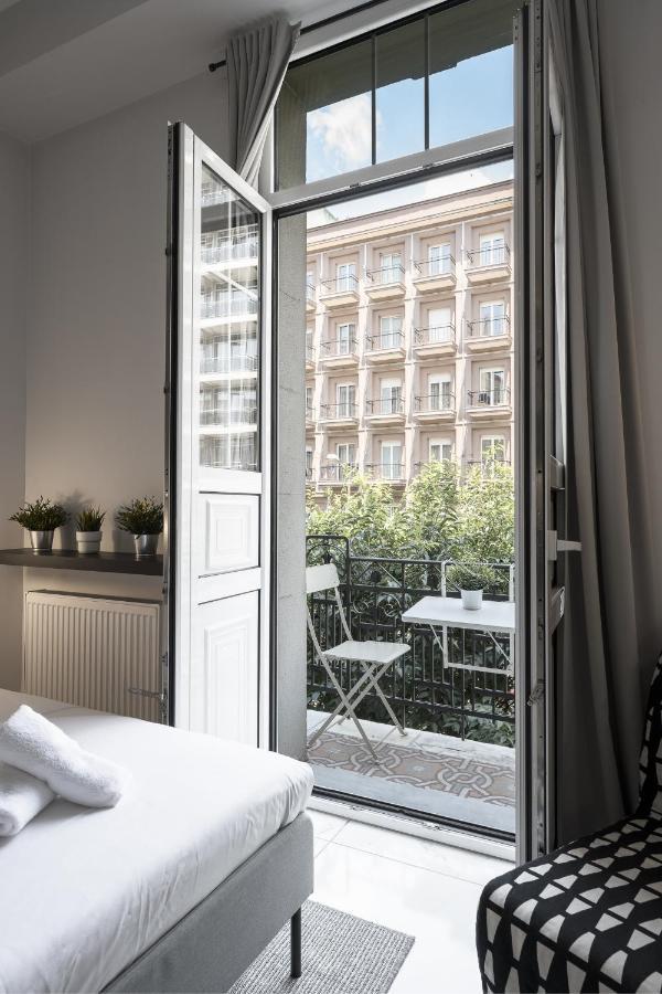 Breez Apartments, The Luxury Suites Thessaloníki Exteriör bild